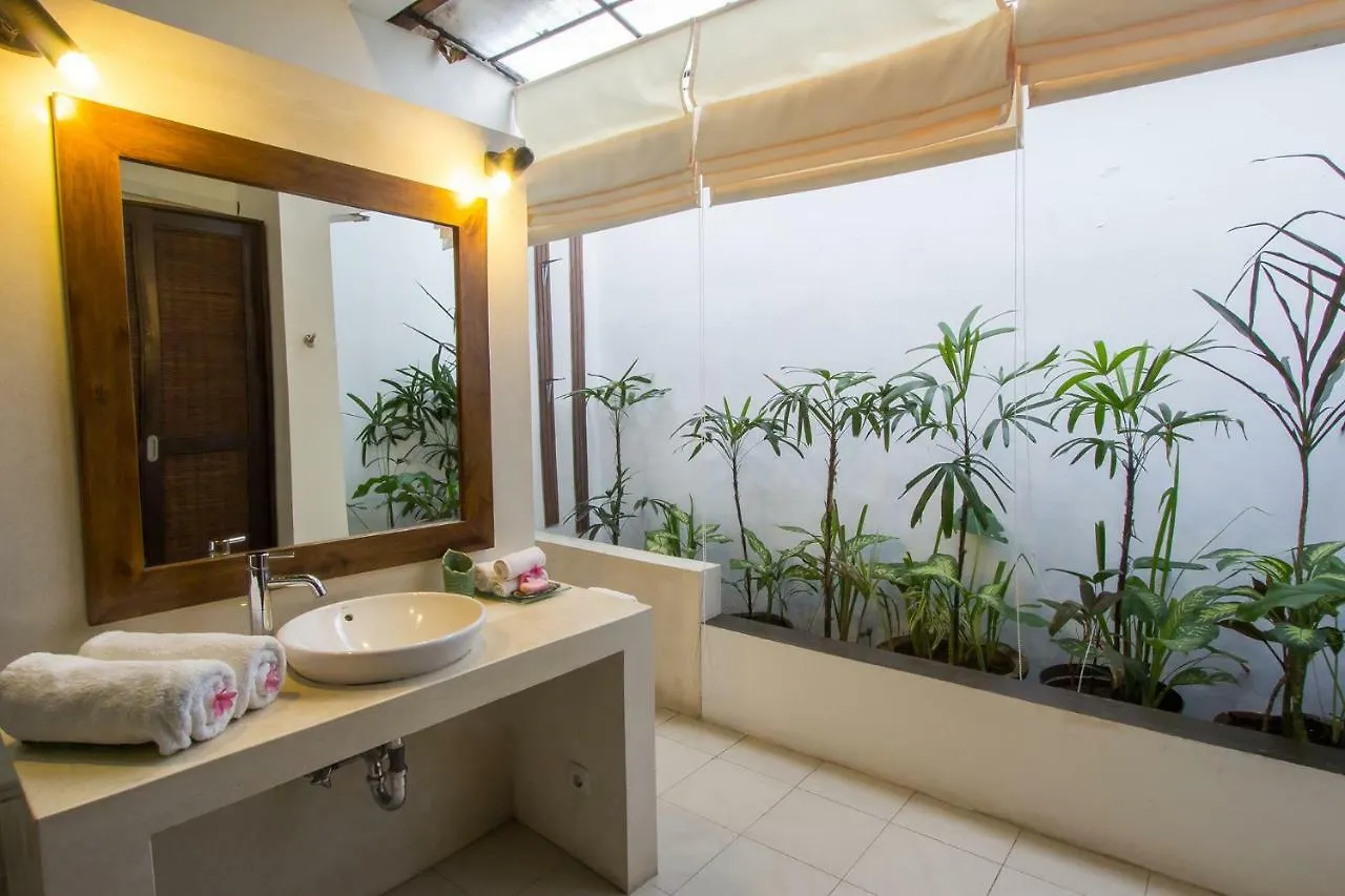 סמיניאק Villa Kamboja Junior